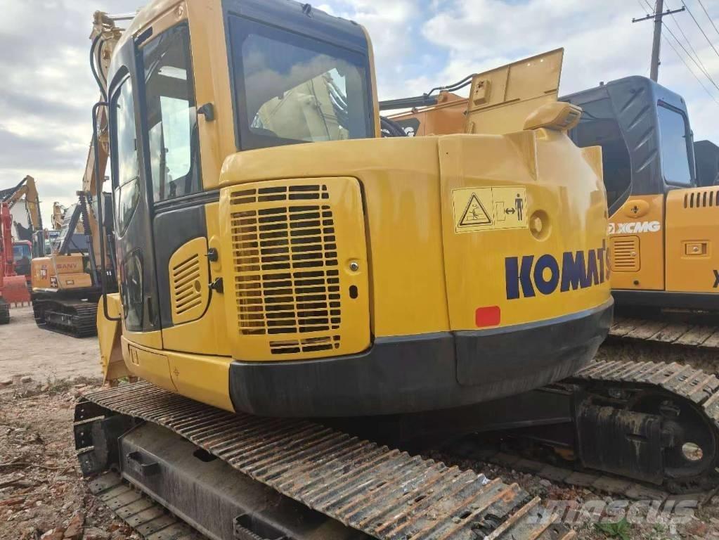 Komatsu PC 138 Paletli ekskavatörler
