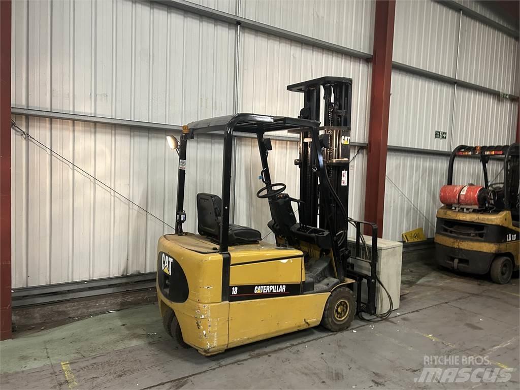 CAT EP18KT Elektrikli forkliftler