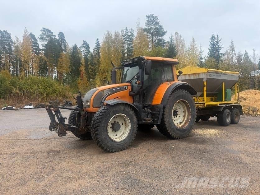 Valtra N142 Traktörler