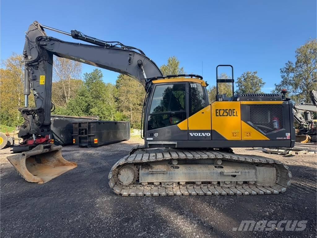 Volvo EC250 EL Paletli ekskavatörler
