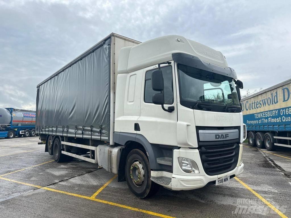 DAF CF330 Kayar tenteli kamyonlar
