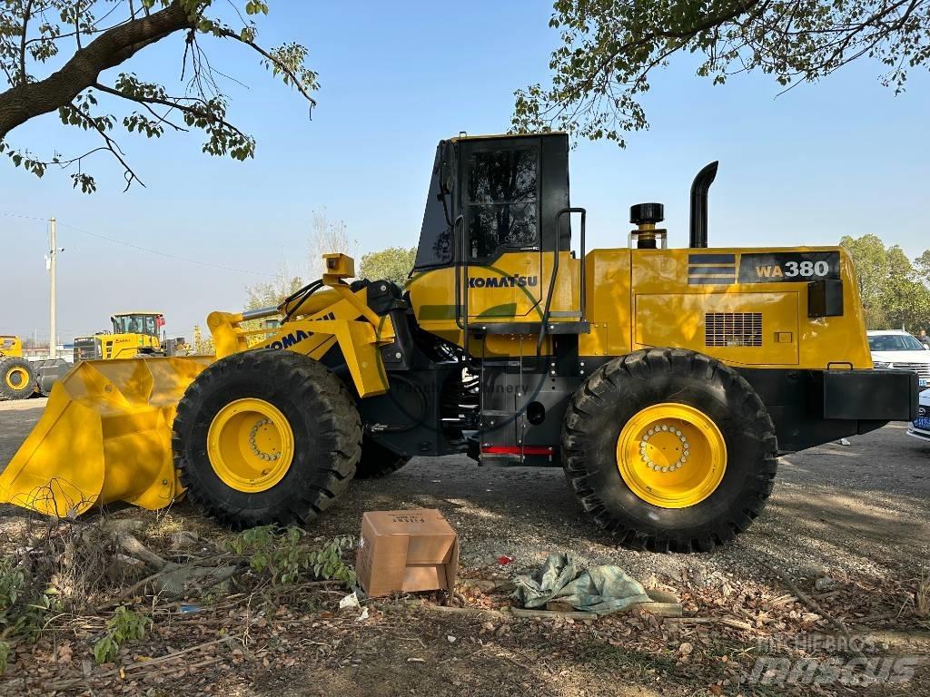 Komatsu WA 380 Tekerlekli yükleyiciler