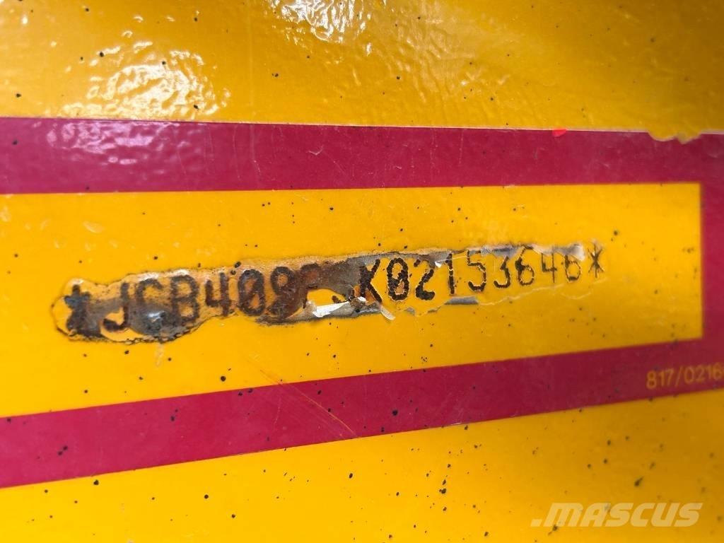 JCB 409 Tarimsal teleskopik yükleyiciler
