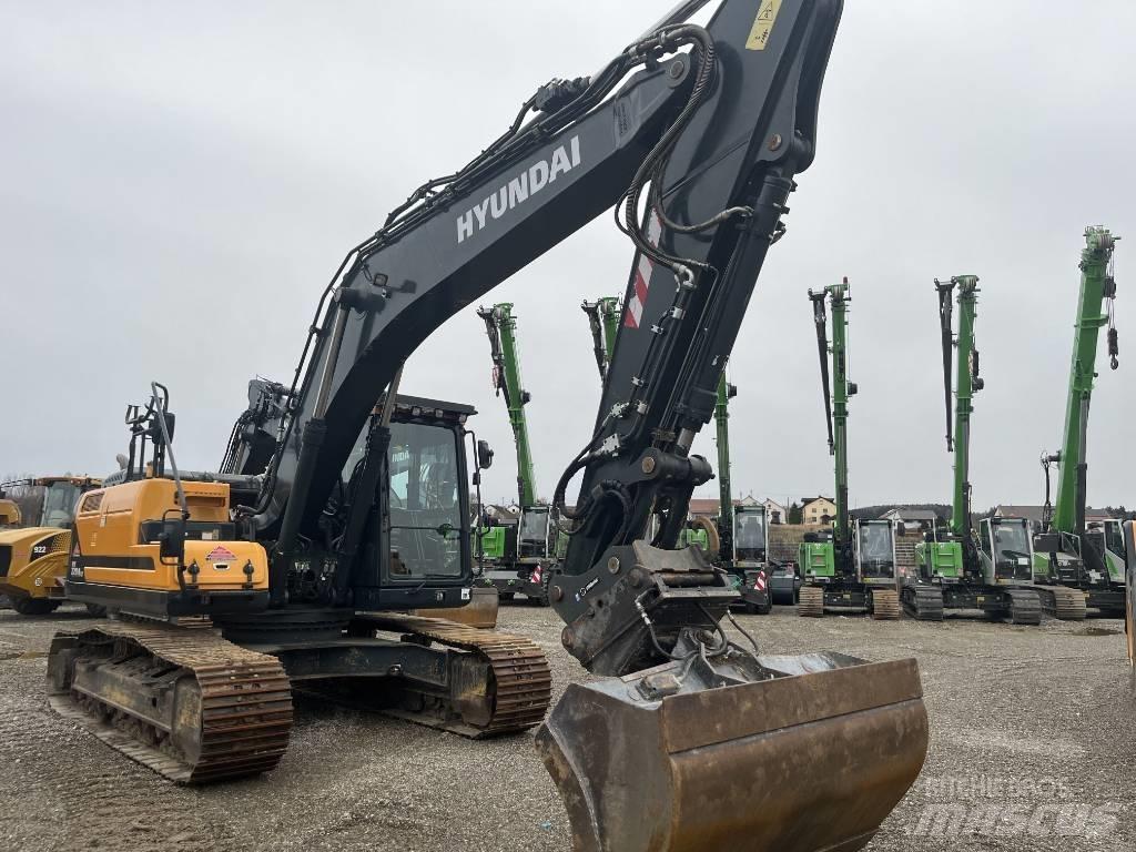 Hyundai HX 220 Paletli ekskavatörler