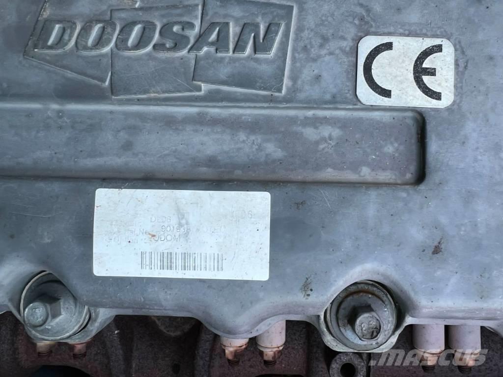 Doosan DX170W Lastik tekerli ekskavatörler