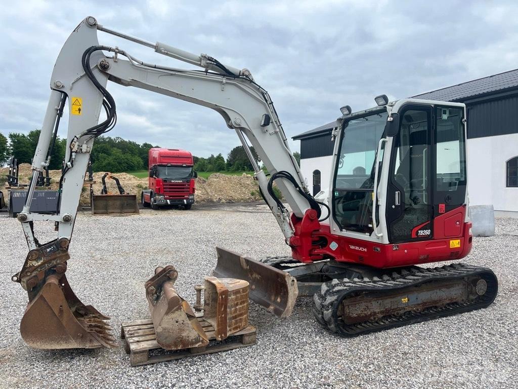 Takeuchi TB260 Mini ekskavatörler, 7 tona dek