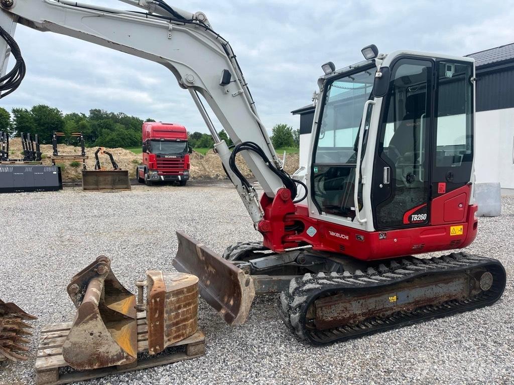 Takeuchi TB260 Mini ekskavatörler, 7 tona dek