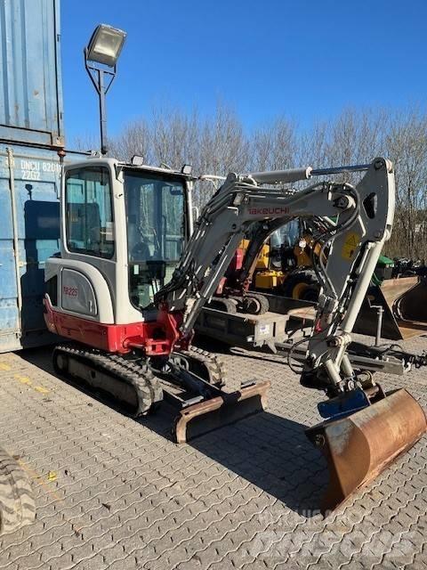 Takeuchi TB 225 Mini ekskavatörler, 7 tona dek