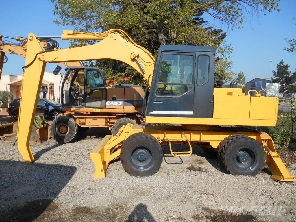 Furukawa 625E Lastik tekerli ekskavatörler