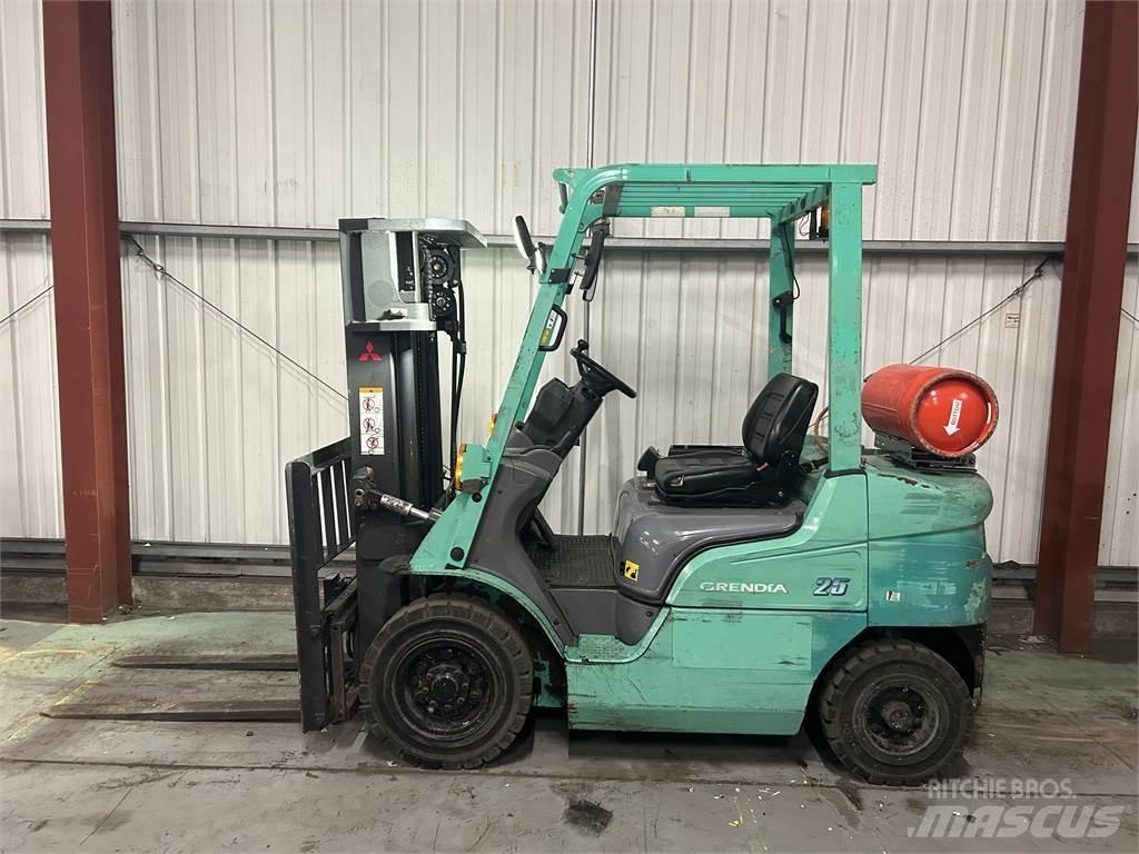 Mitsubishi FG25NT LPG'li forkliftler