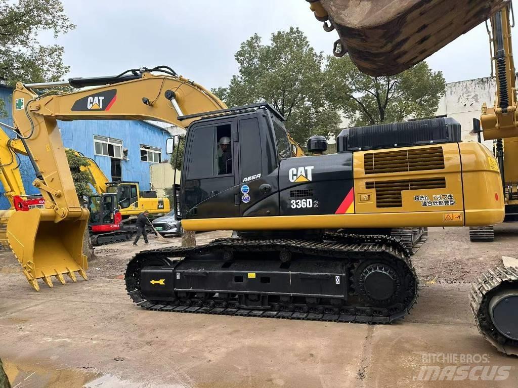 CAT 336 D Paletli ekskavatörler