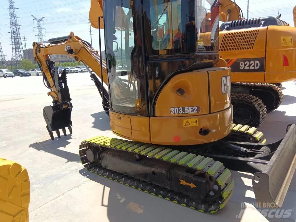 CAT 303.5E2 Paletli ekskavatörler