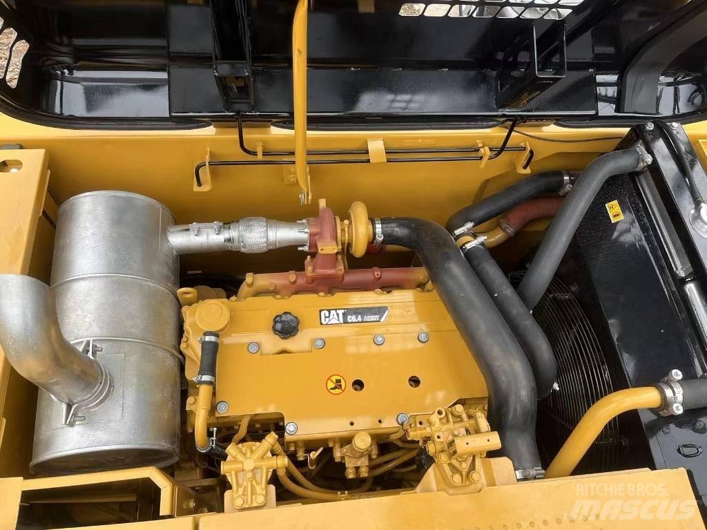 CAT 320 D2 Paletli ekskavatörler