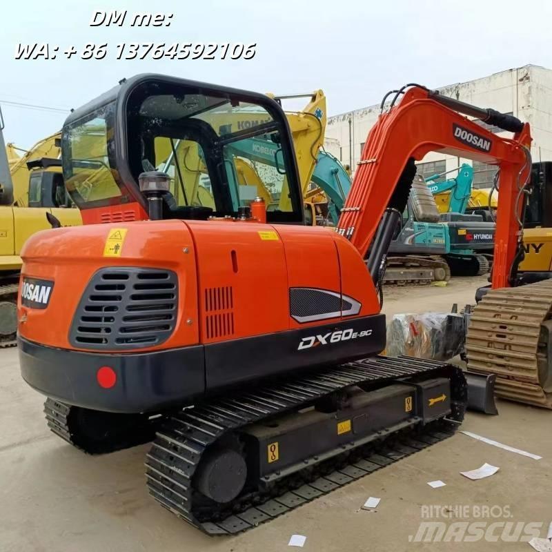 Doosan DX60 Paletli ekskavatörler