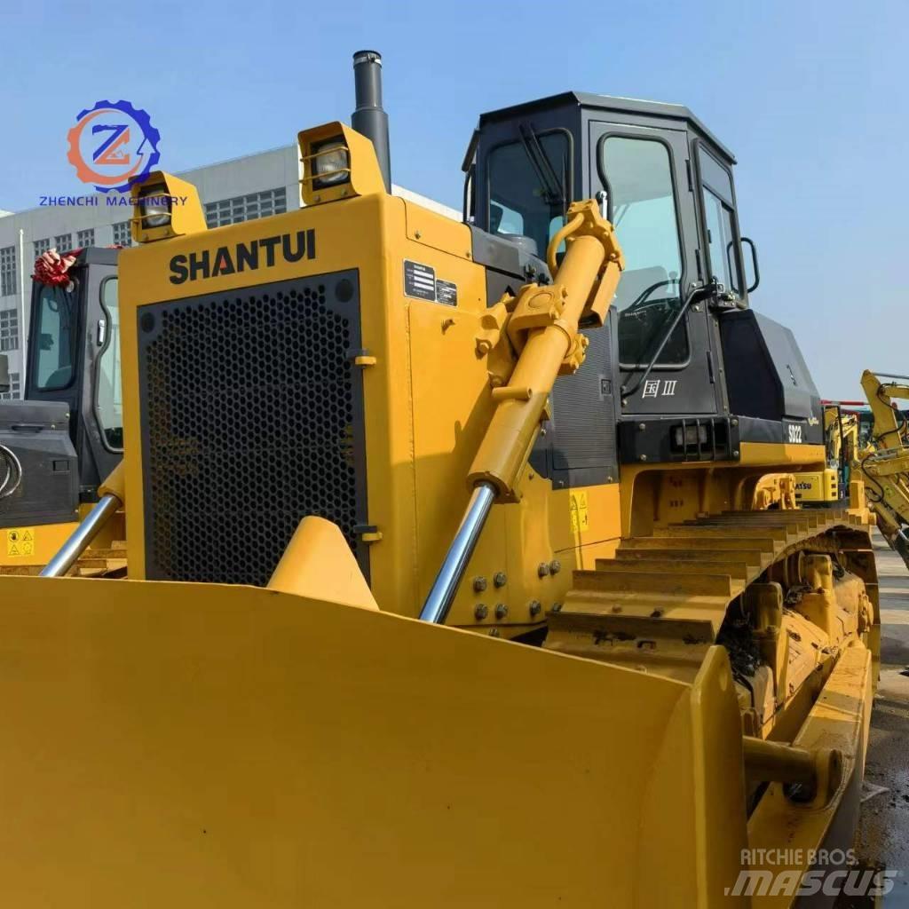 Shantui SD 22 Paletli dozerler