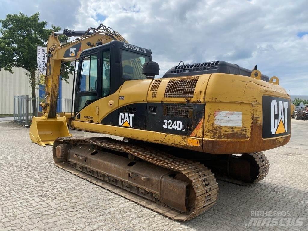 CAT 324 D NVT Paletli ekskavatörler