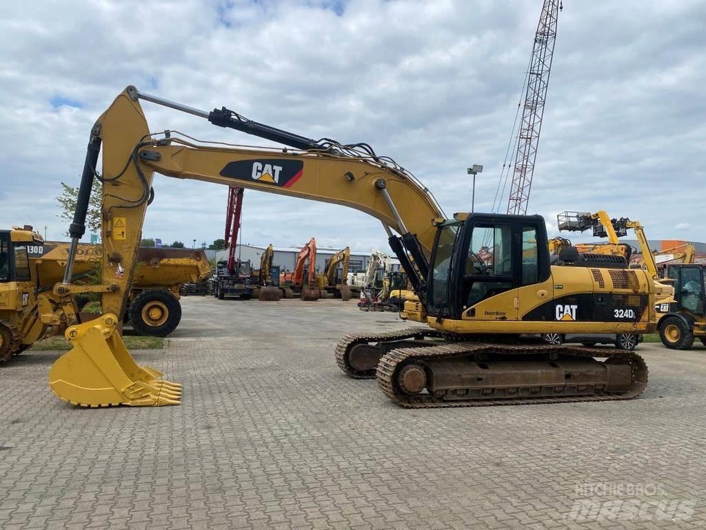 CAT 324 D NVT Paletli ekskavatörler