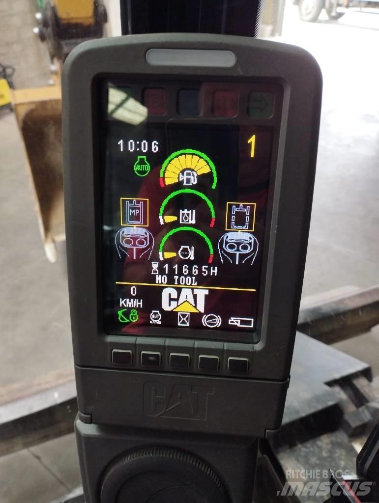 CAT M 316 D Lastik tekerli ekskavatörler