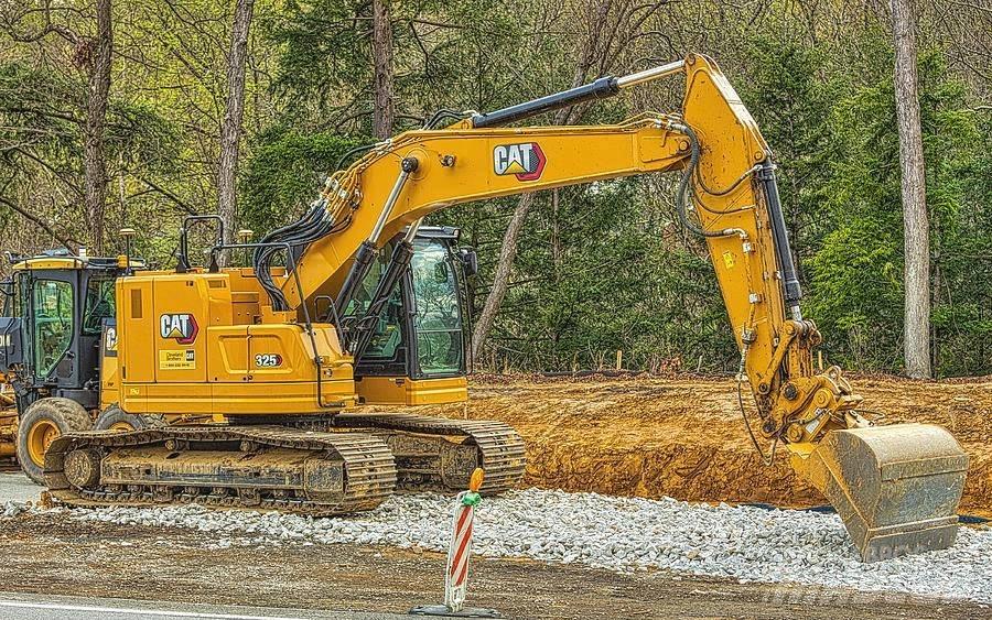 CAT CAT325 Midi ekskavatörler 7 - 12 t
