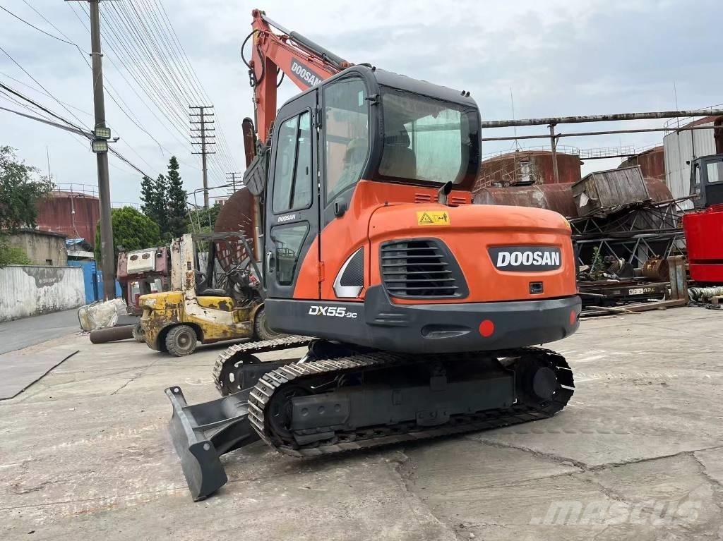 Doosan DX 55 Mini ekskavatörler, 7 tona dek