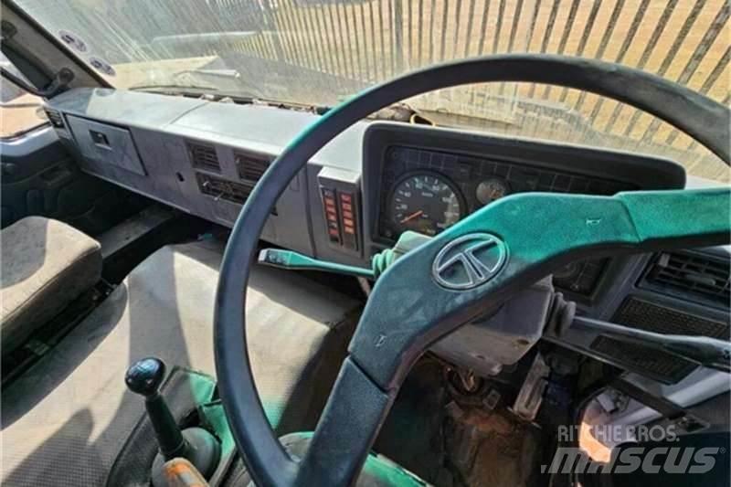 Tata LPK Diger kamyonlar