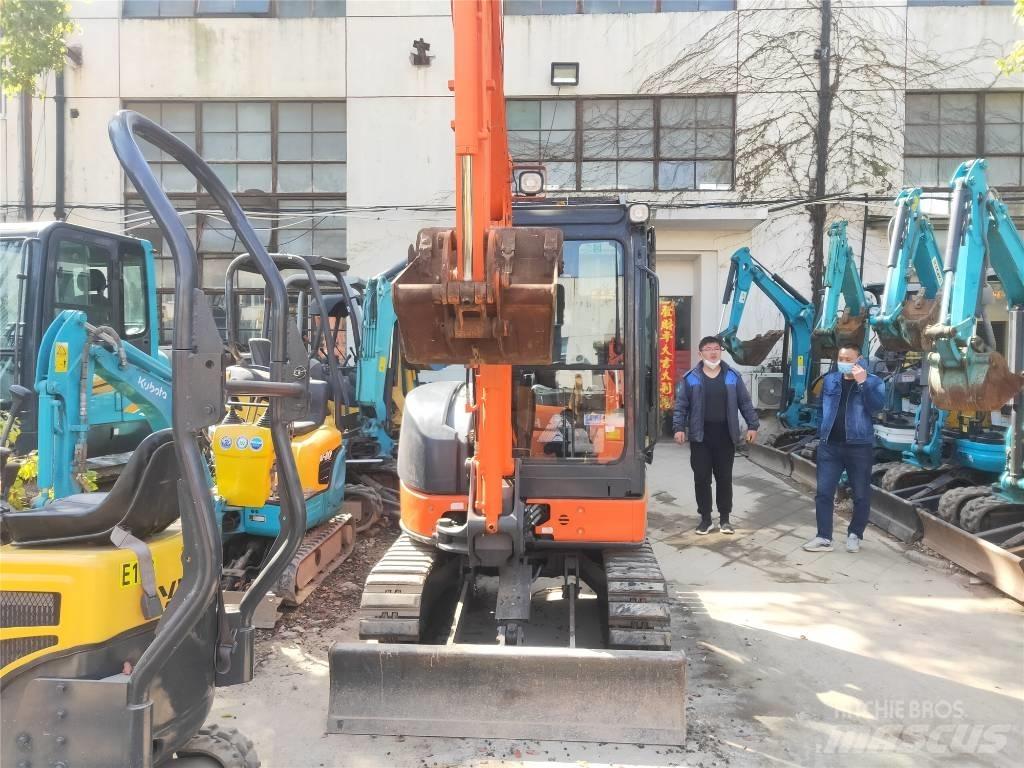 Hitachi ZX 30 U Mini ekskavatörler, 7 tona dek