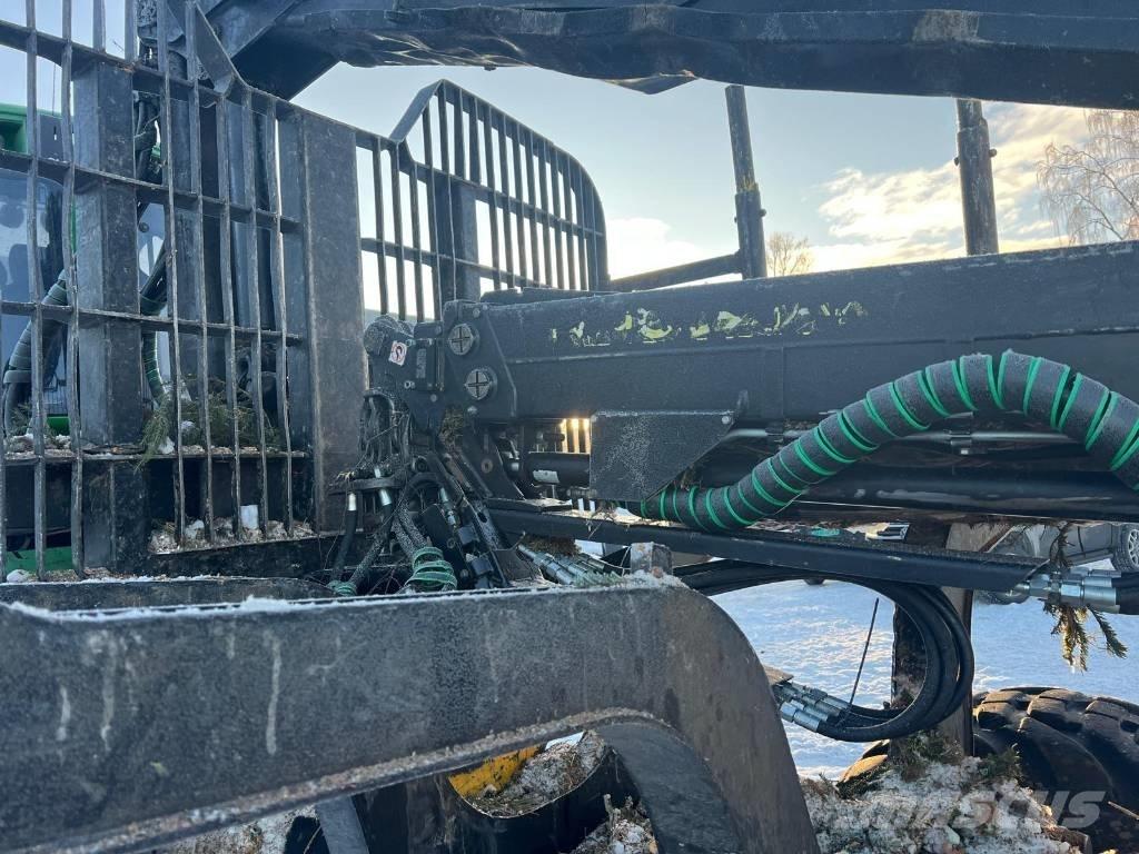 John Deere 1110 G Tomruk yükleyici traktörler