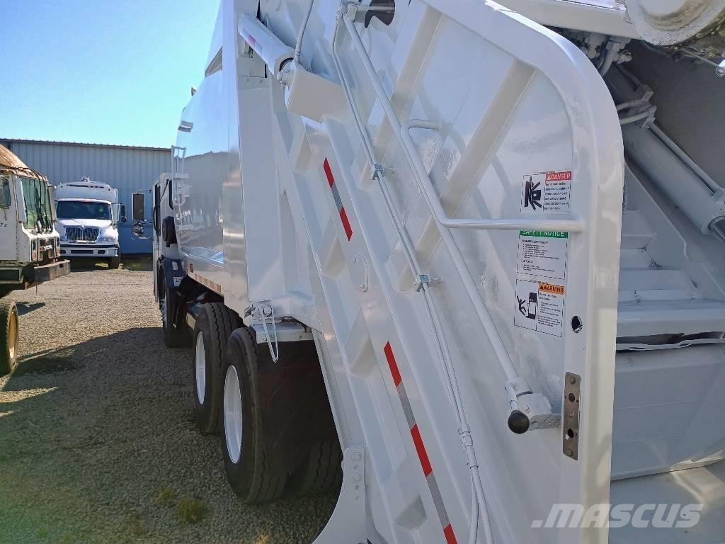 Crane Carrier LE Atik kamyonlari