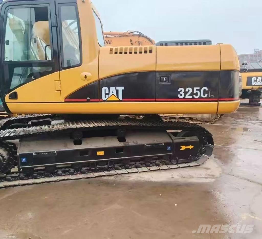 CAT 325 C Paletli ekskavatörler