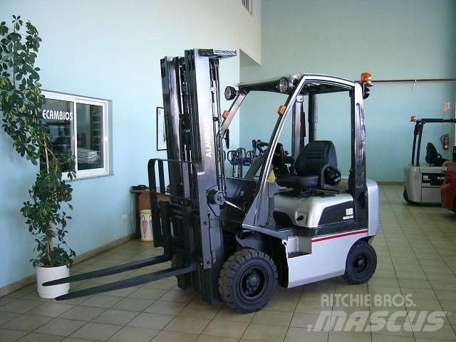 Nissan Y1D18 Dizel forkliftler