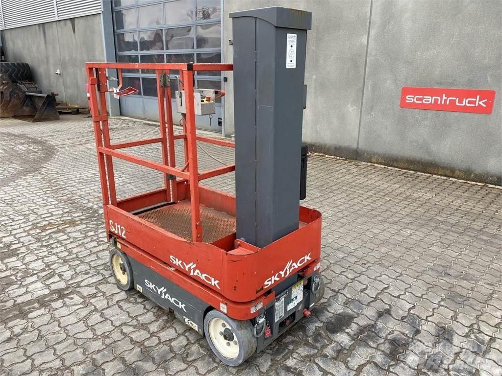 SkyJack SJ12 Personel Platformları ve Cephe Asansörleri