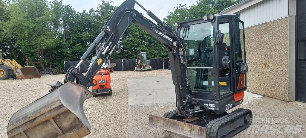 Eurocomach 22SR Mini ekskavatörler, 7 tona dek