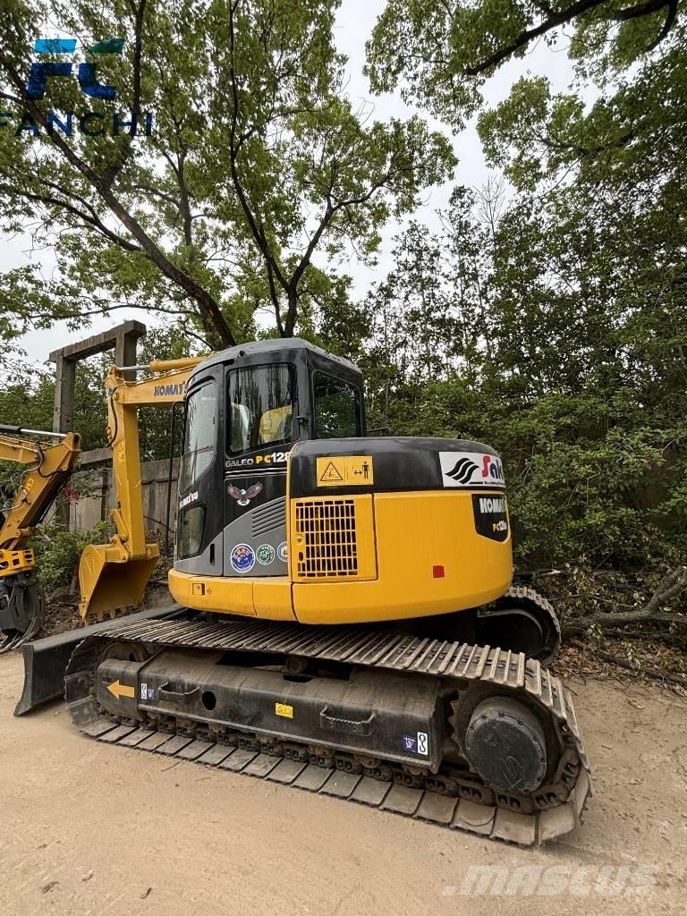 Komatsu PC128US Paletli ekskavatörler