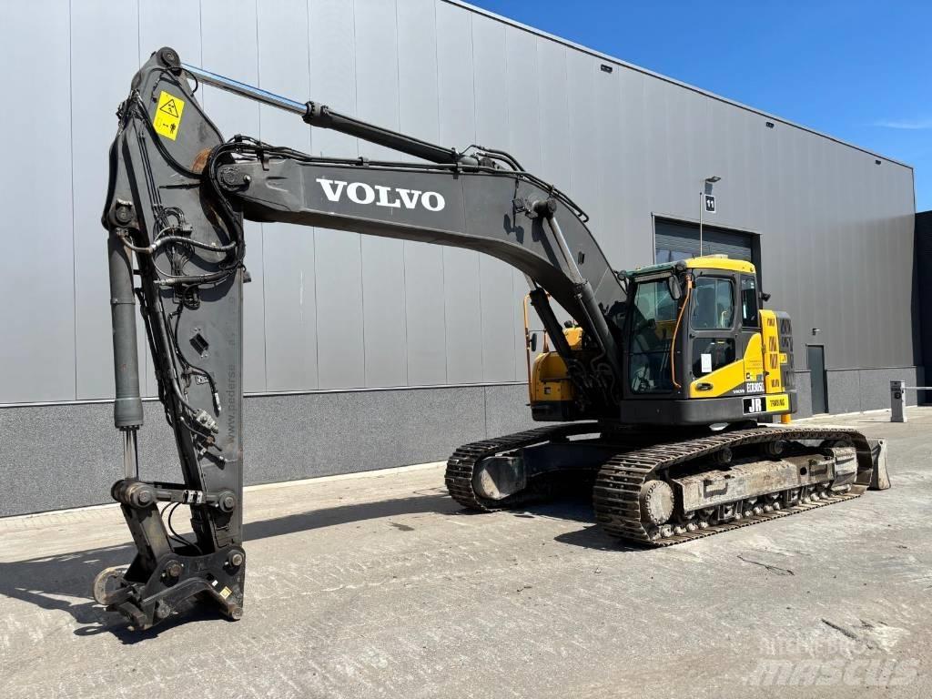 Volvo ECR 305 C L Paletli ekskavatörler
