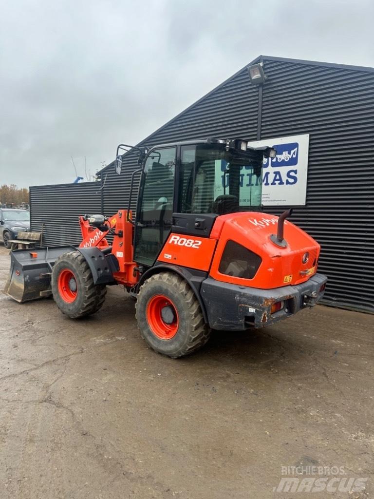 Kubota R 082 Tekerlekli yükleyiciler