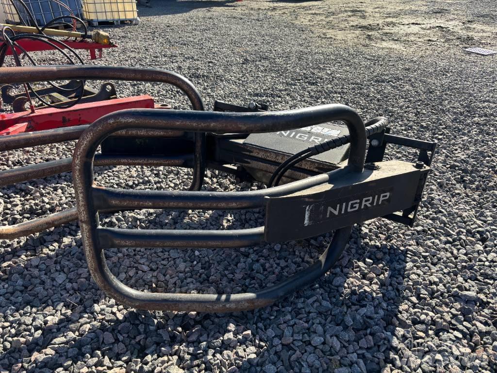 Ålö Unigrip 160 Ön yükleyici atasmanlar