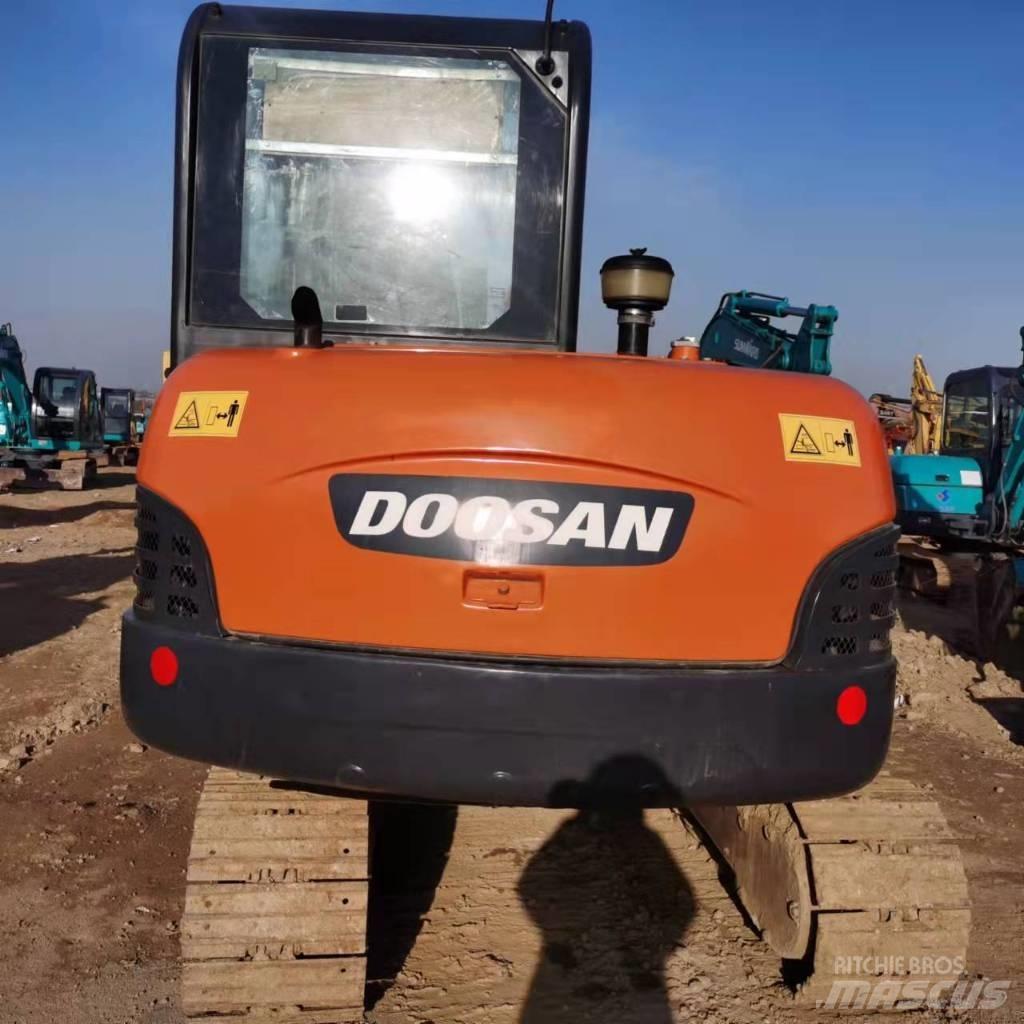 Doosan DH60-7 Paletli ekskavatörler