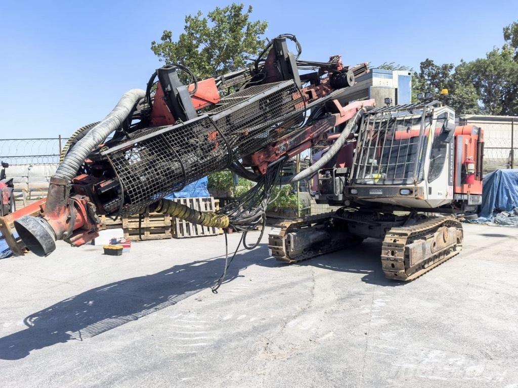 Sandvik DX 800 Sondaj kuleleri