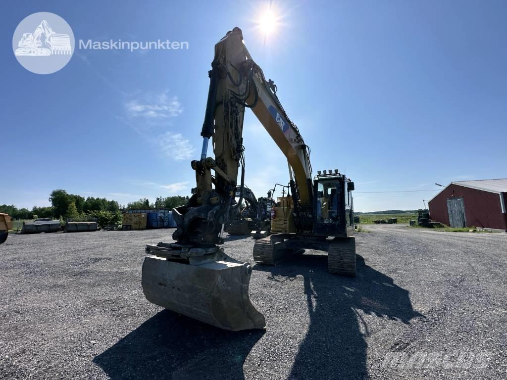 CAT 325 FL CR Paletli ekskavatörler