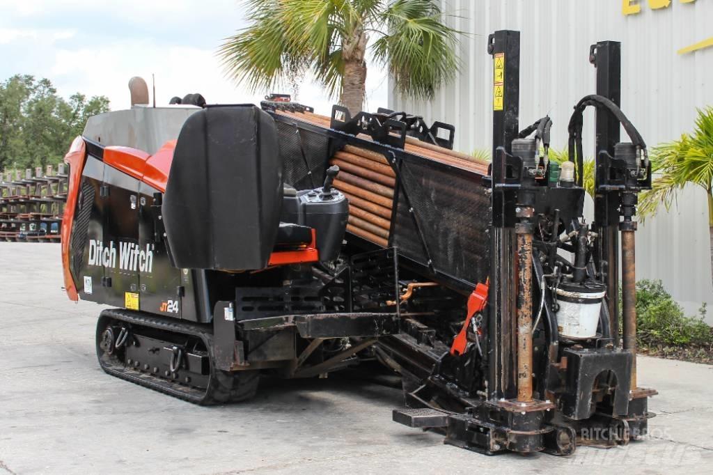 Ditch Witch JT24 Yatay sondaj makineleri