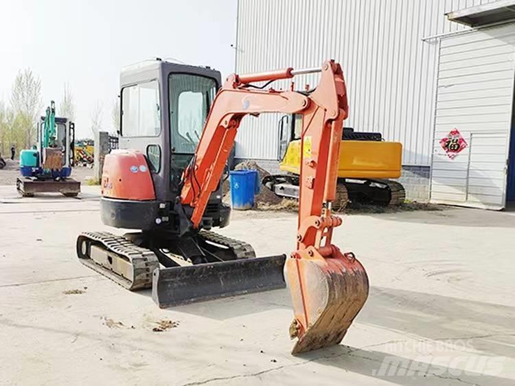 Hitachi ZX 30 Mini ekskavatörler, 7 tona dek