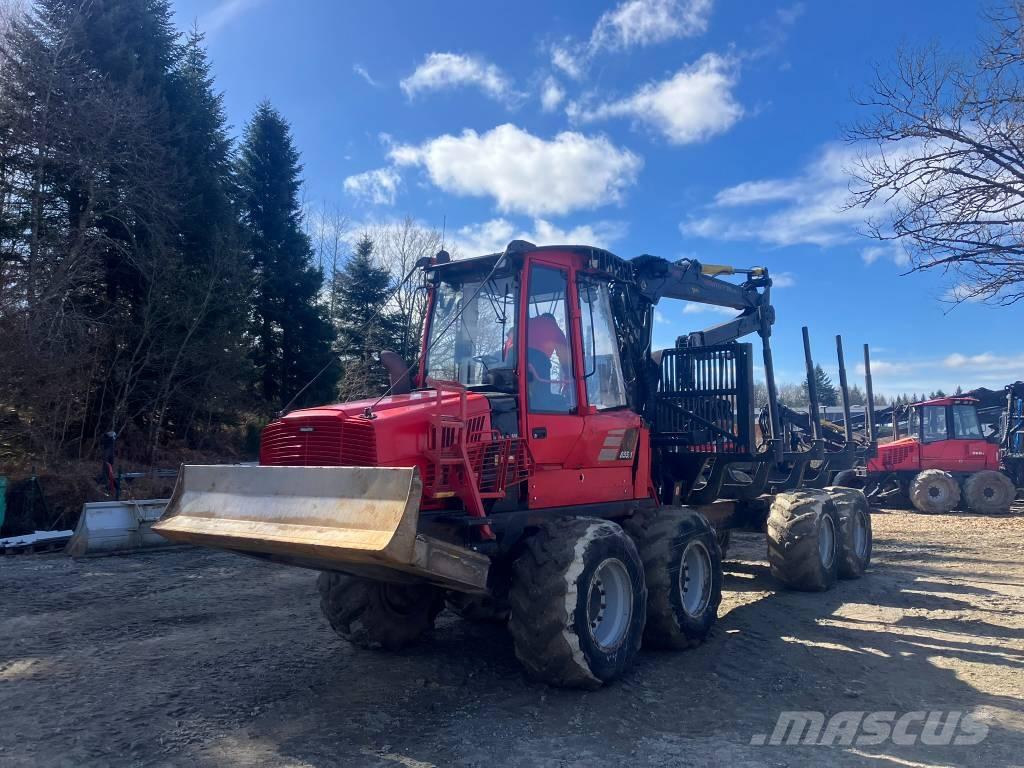 Komatsu 855.1 Tomruk yükleyici traktörler