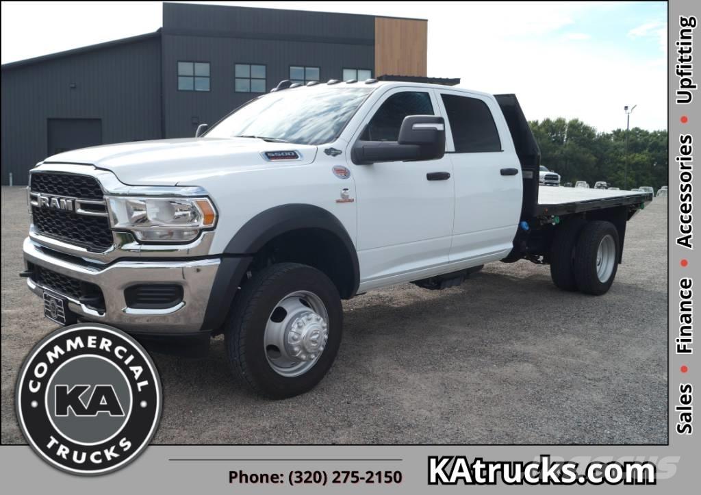RAM 5500 TRADESMAN Flatbed kamyonlar