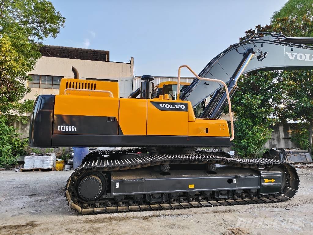 Volvo EC 380 D L Paletli ekskavatörler