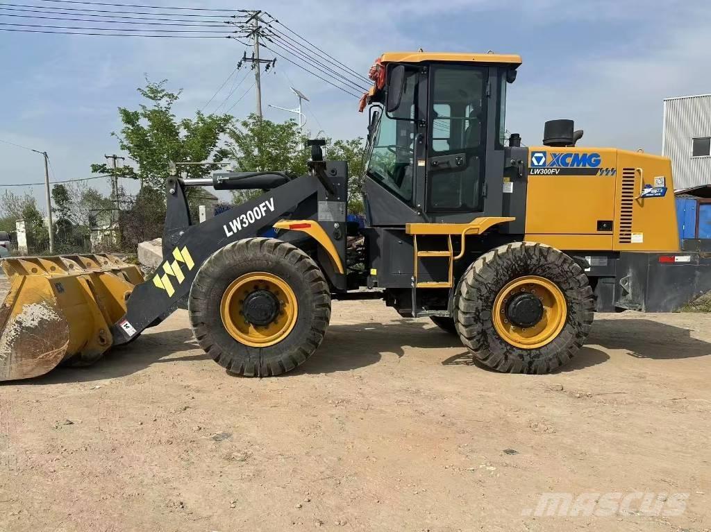 XCMG LW 300 FV Tekerlekli yükleyiciler