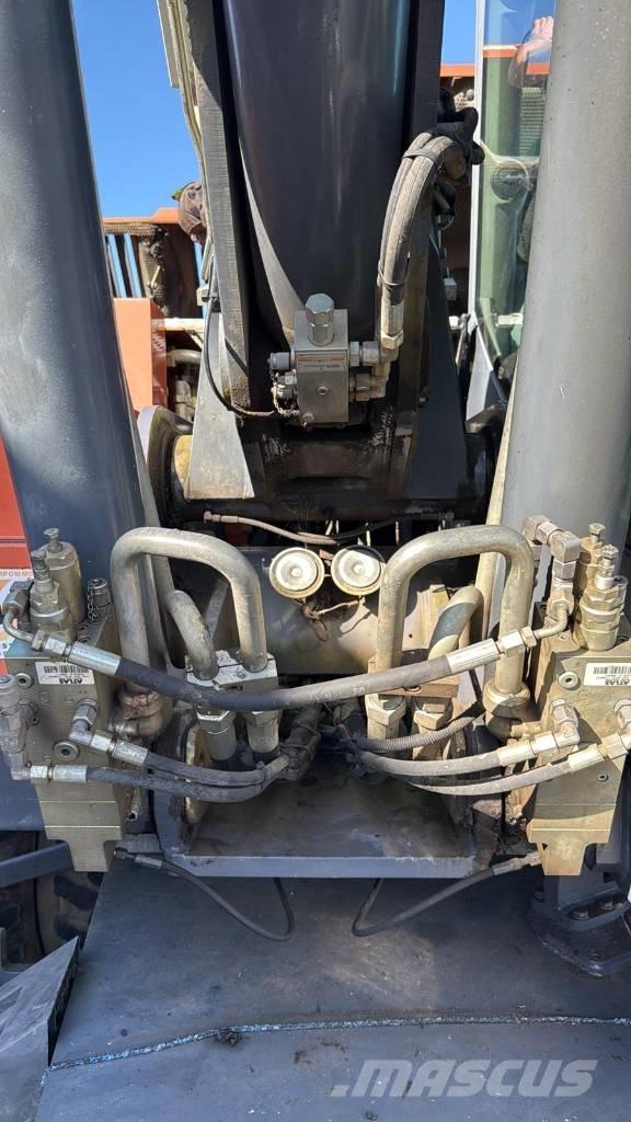 Atlas 150 W Lastik tekerli ekskavatörler