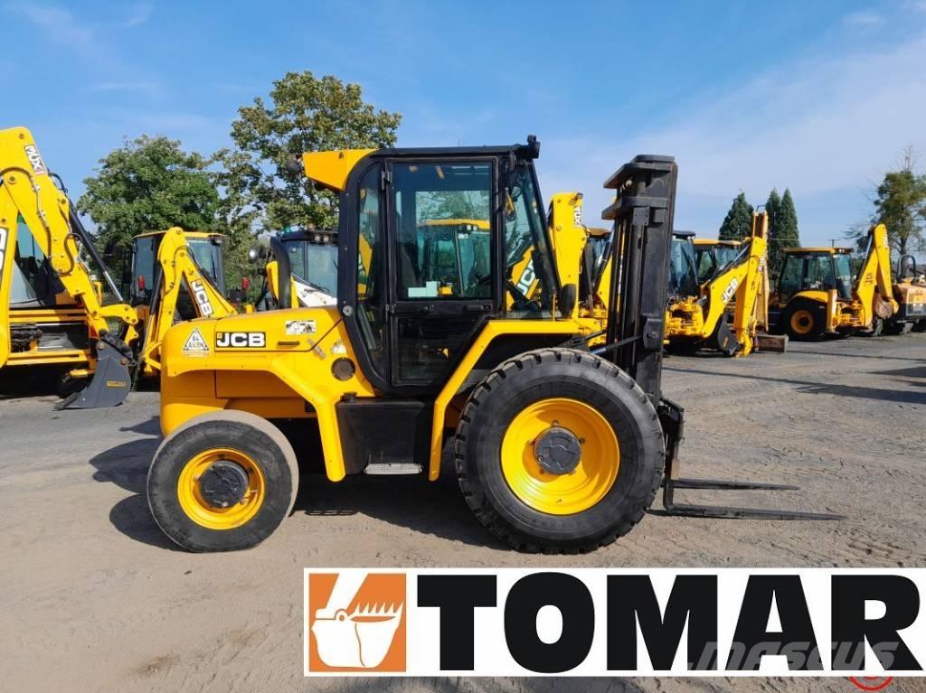 JCB 930-4 Arazi tipi forklift