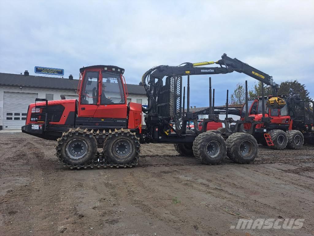 Komatsu 855 Tomruk yükleyici traktörler