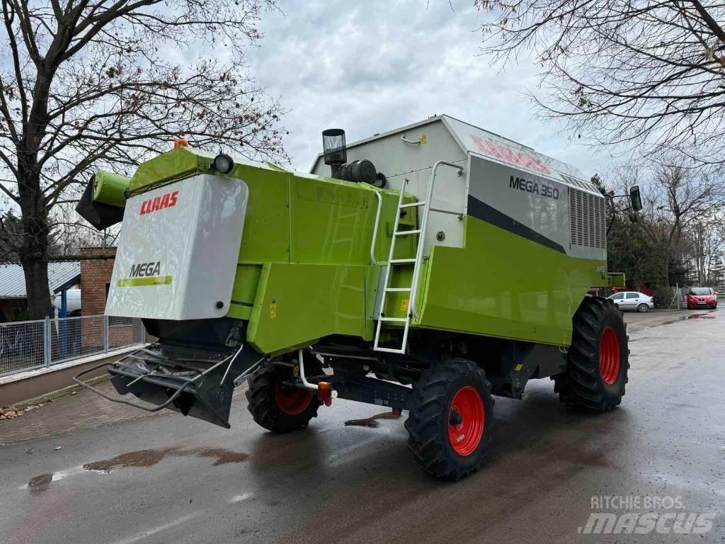 CLAAS Mega 350 Biçerdöverler