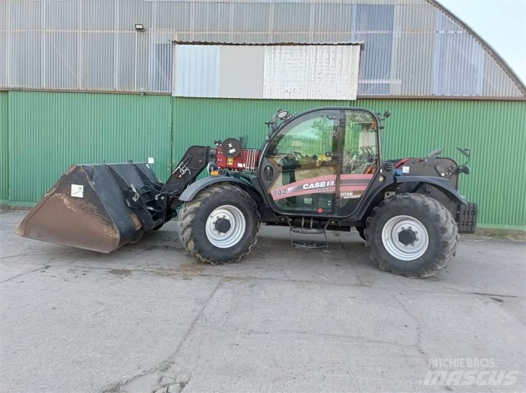CASE 742 Farmlift Teleskopik yükleyiciler